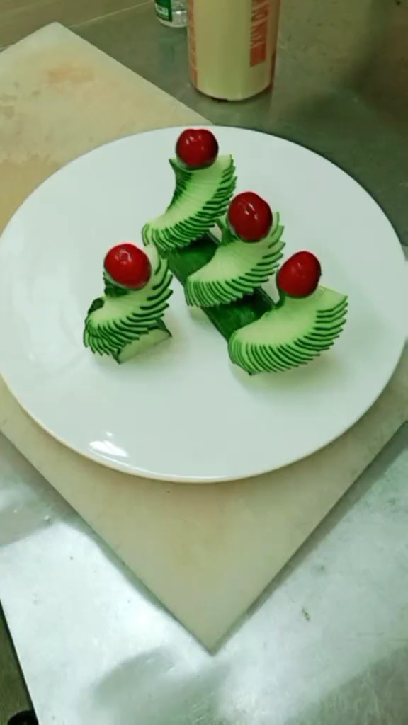 黄瓜小盘头简单又实惠