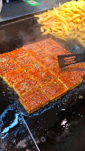 正宗铁板酱汁豆腐