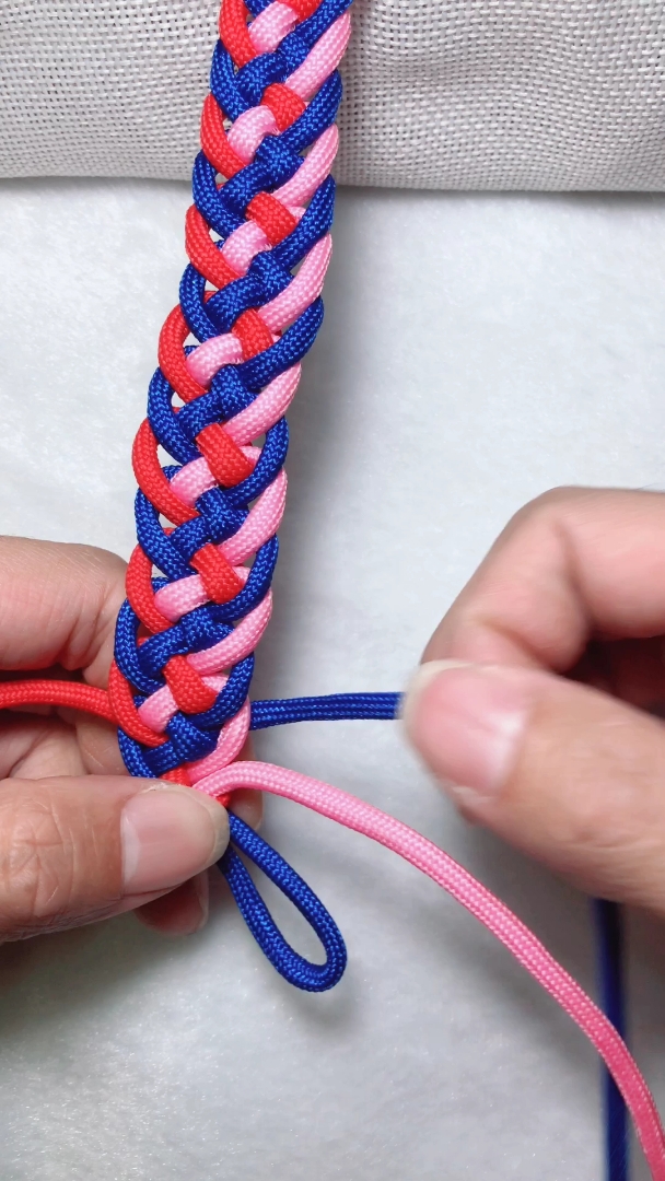 四线情人锁编法