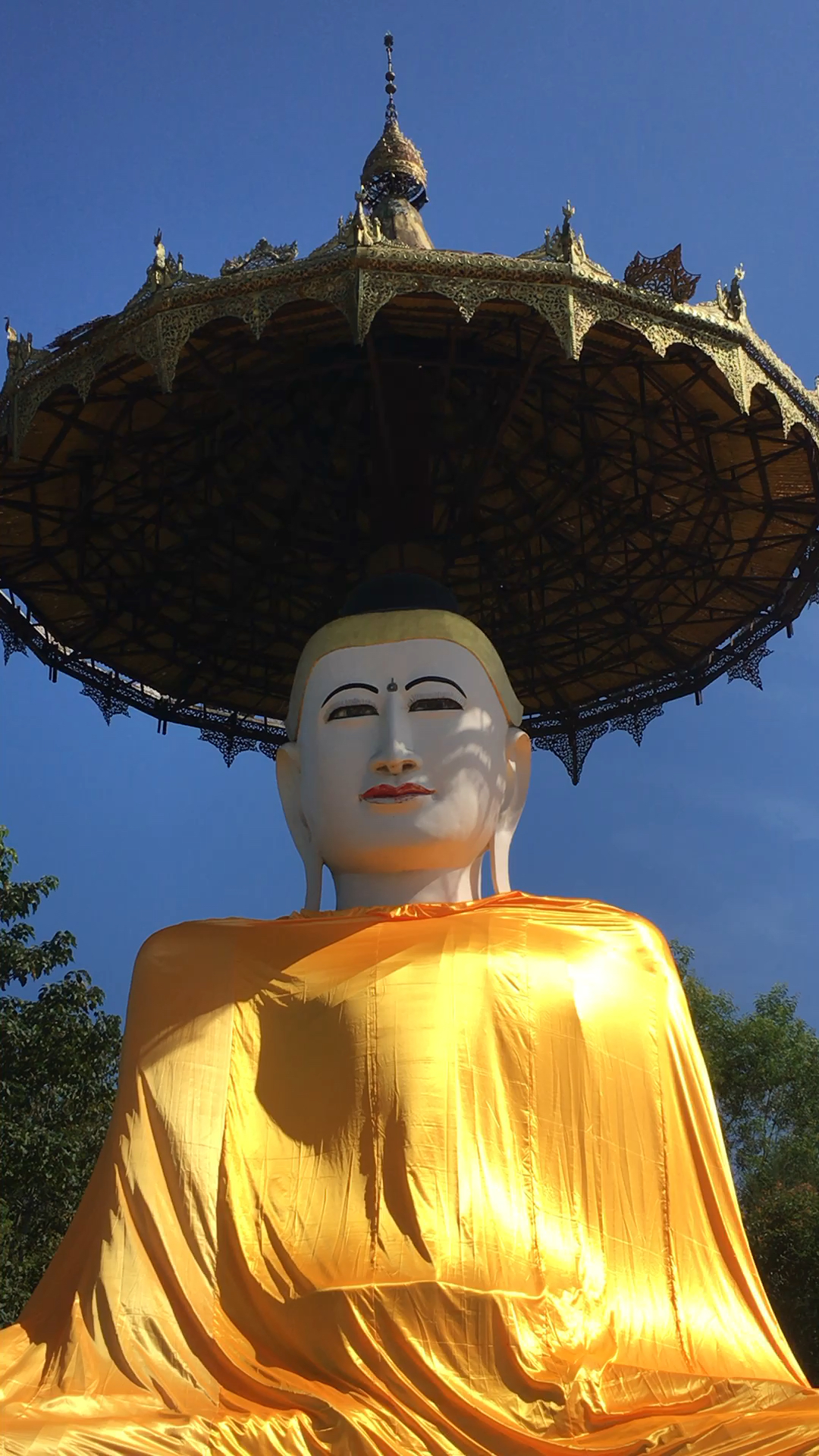 缅甸南坎市大佛