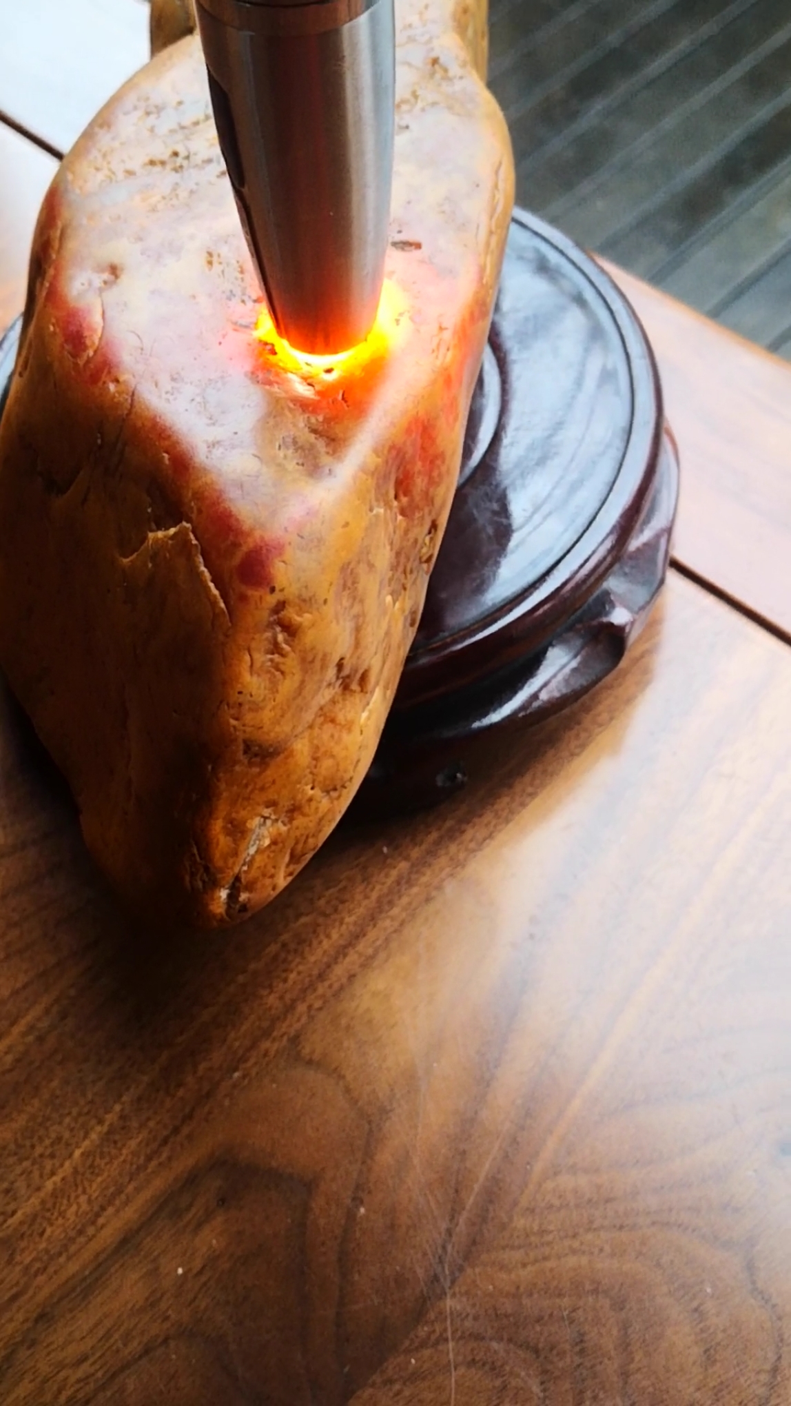 兰溪黄蜡石红冰料.