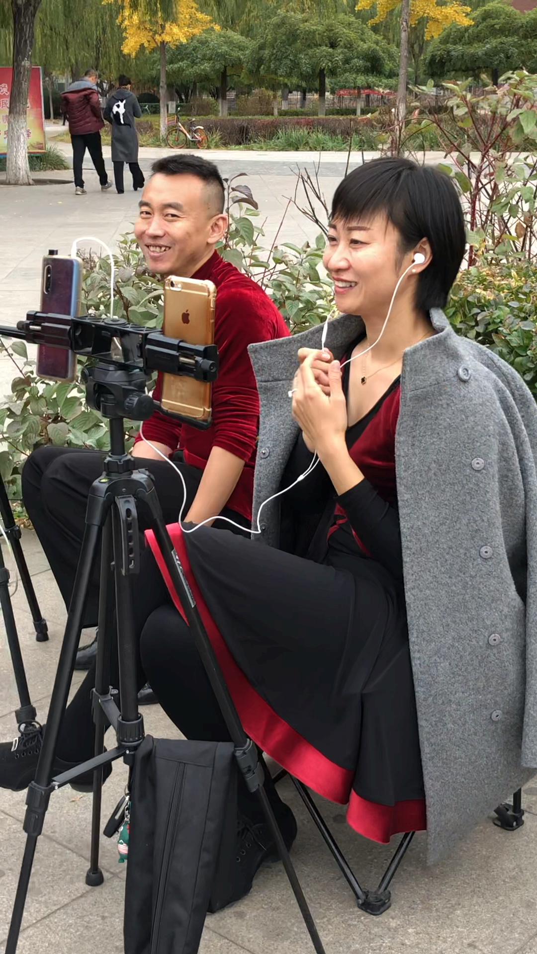 双11好物推荐#帅哥美女滨芳兄妹组合