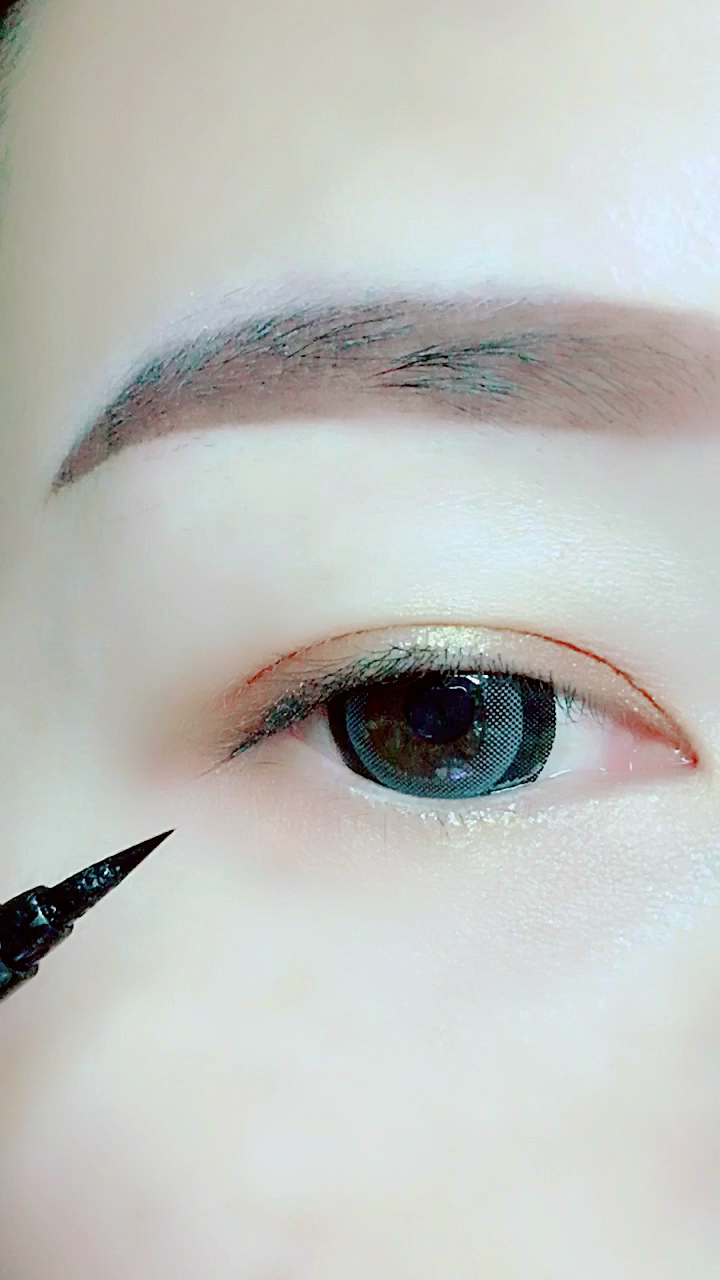 网红心机半截眼线