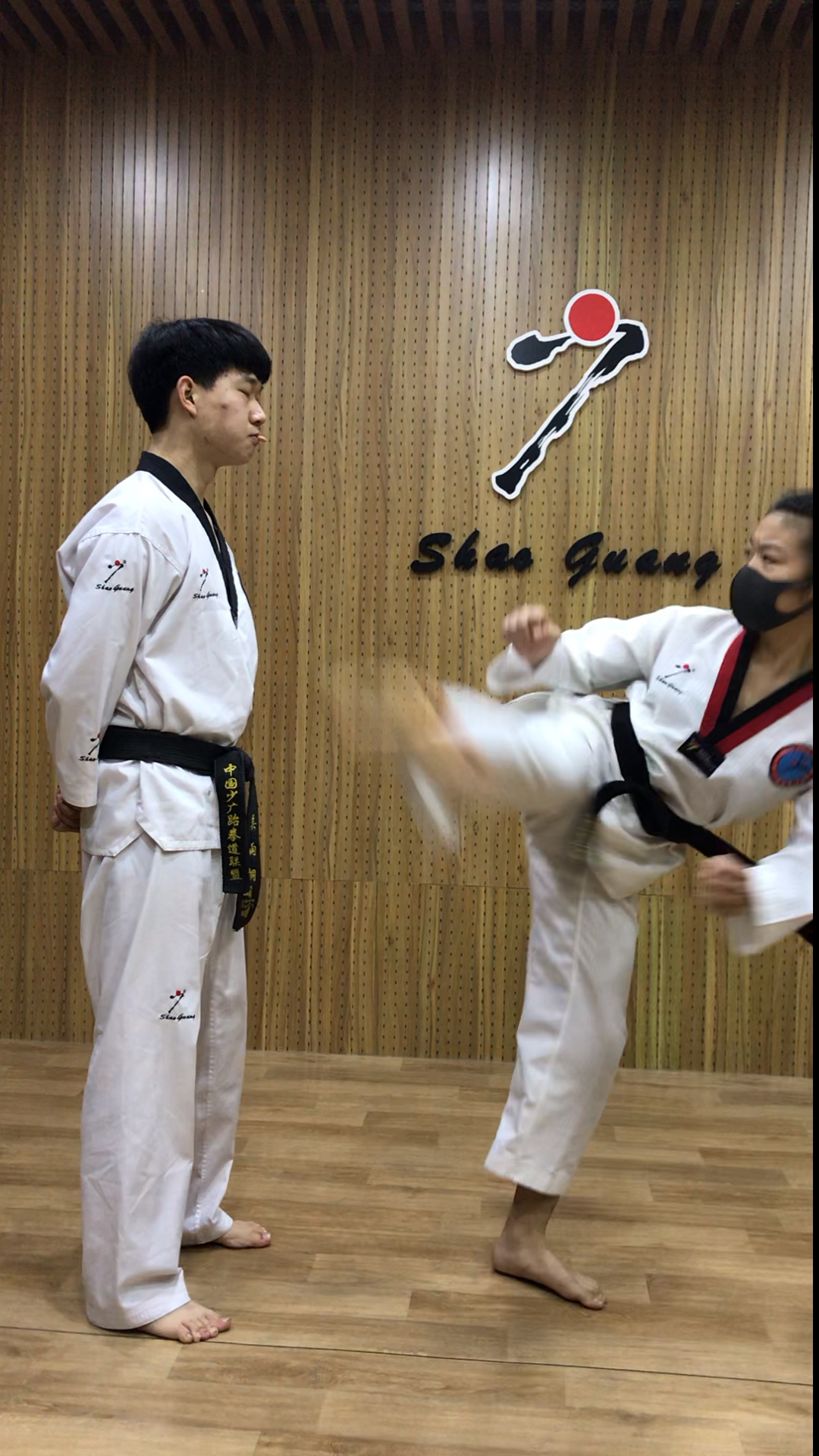 跆拳道#踢到脸的时候疼不疼