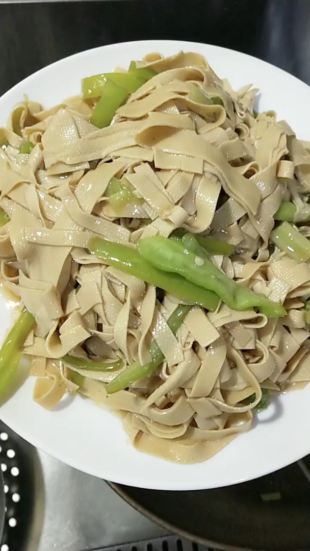 尖椒豆片教程!关注我关注全民小视频!