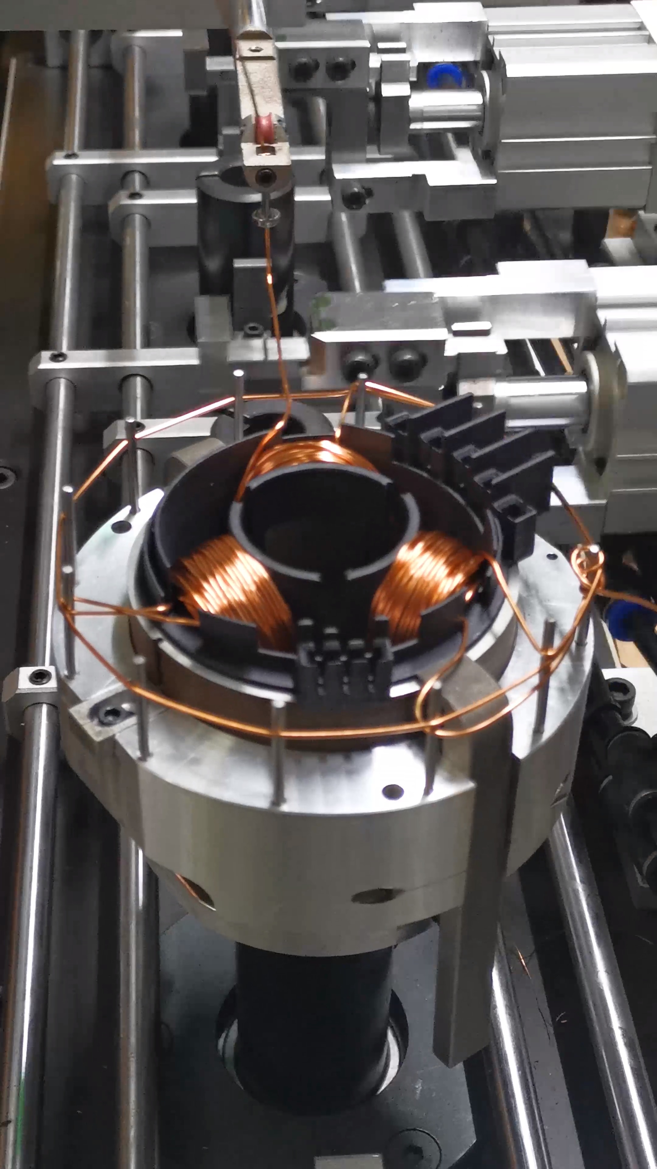 电机#专业无刷绕线机设备,原来铜线是这样绕的,涨见识了!