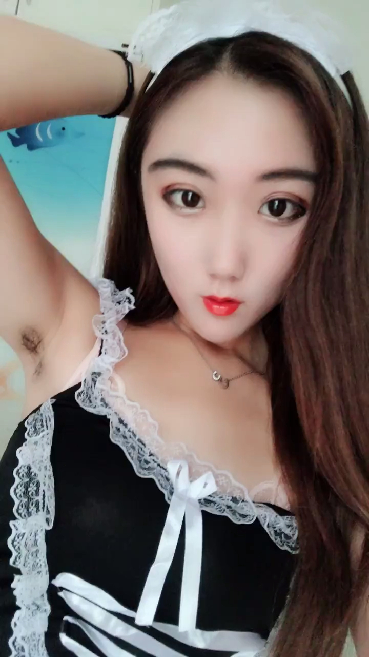 这是哪位腋毛女生