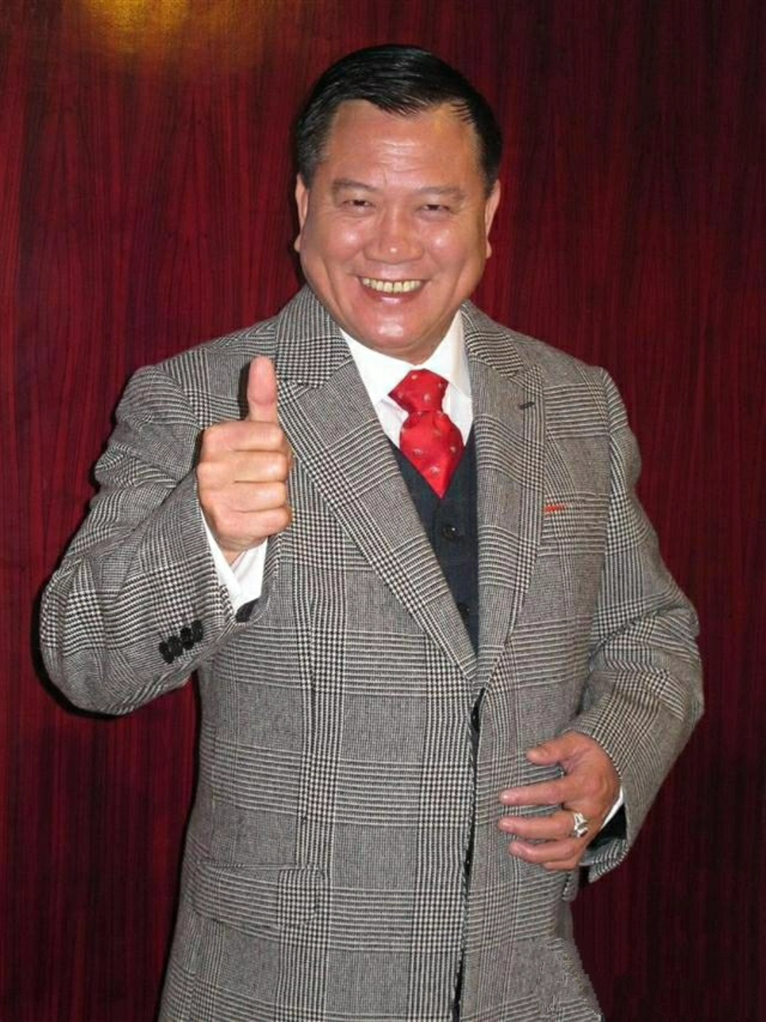 万梓良在香港地位高吗