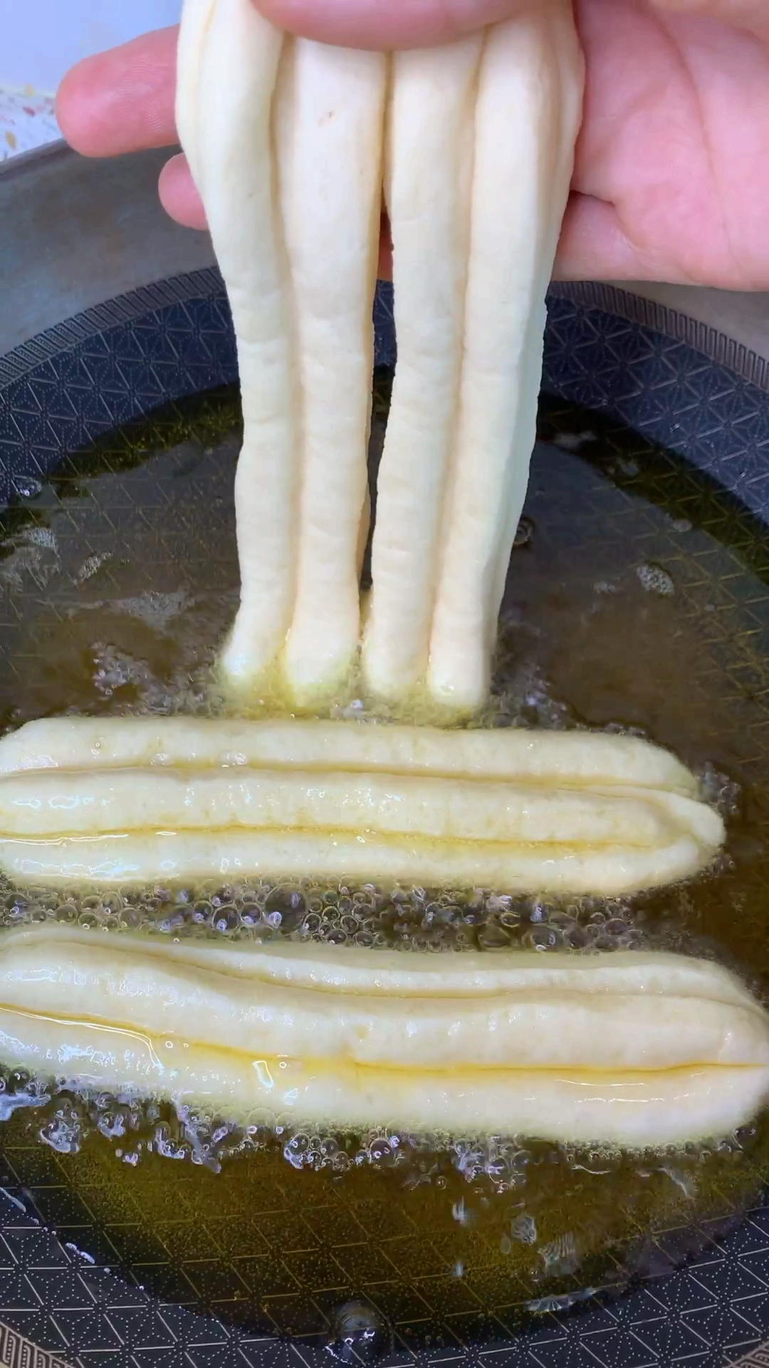 家庭版炸油条做法