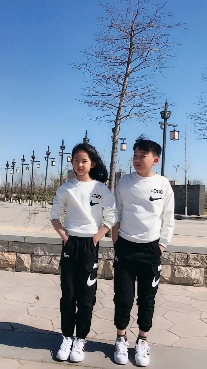 晒年货#晒年货了!可爱龙凤双胞胎兄妹