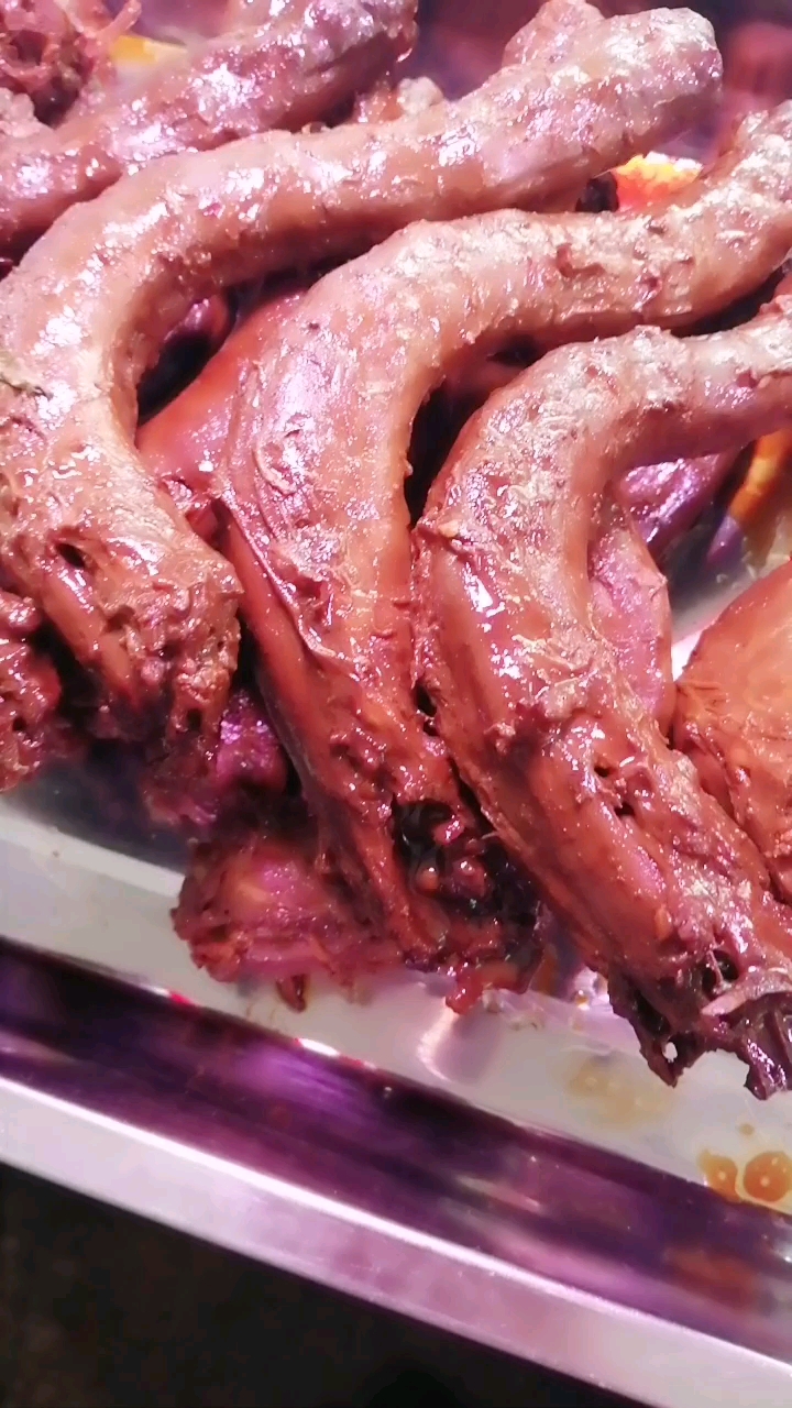 黑鸭系列鸭脖,鸭心,鸭头