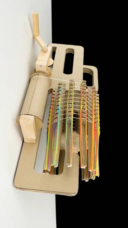 自制的纸板加特林,超级厉害!-度小视