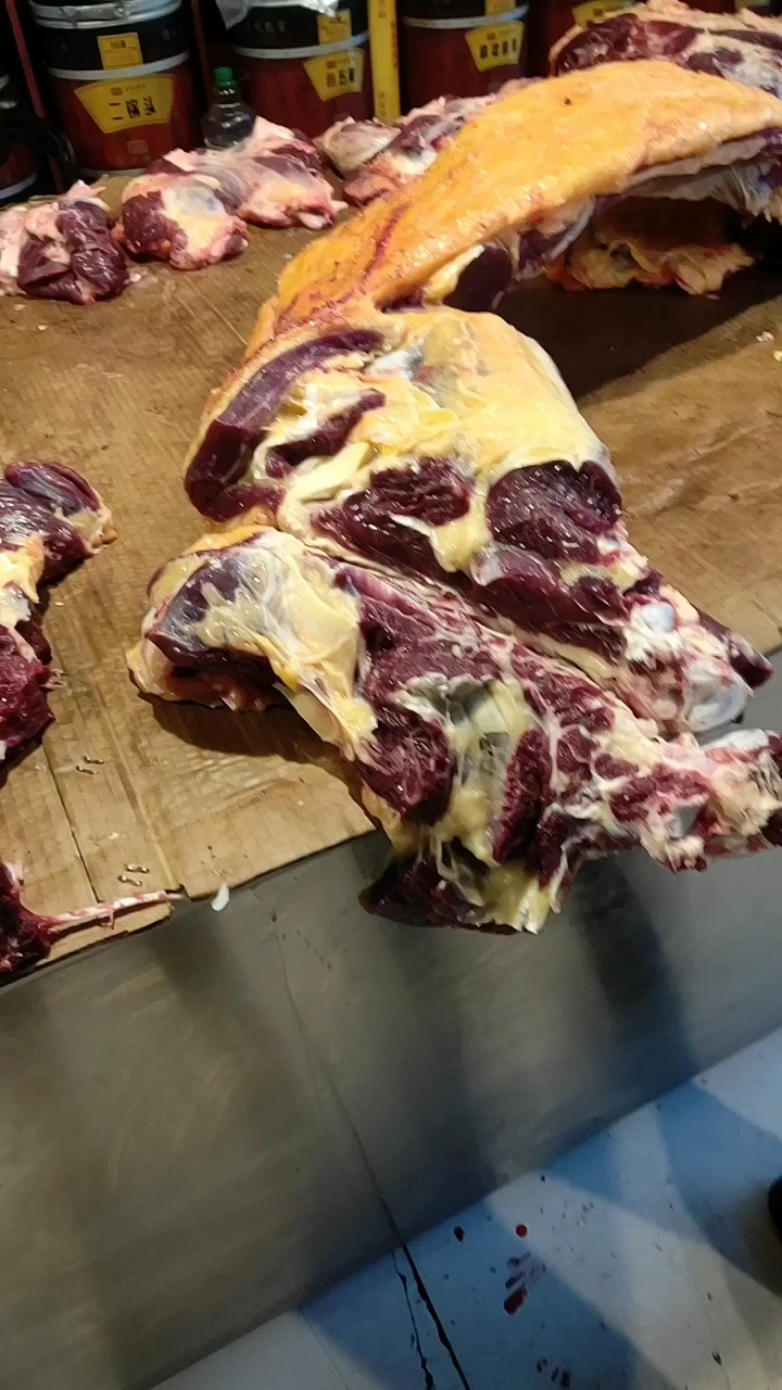 南屯天然散养苏白牛肉,喜欢吃牛羊肉的朋友双击加关注感谢大家支持!