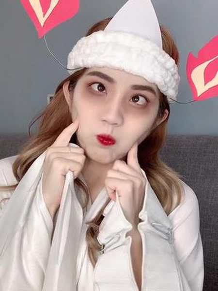 前方注意万圣节最可爱的鬼来啦湘琴扮鬼万圣节妆容