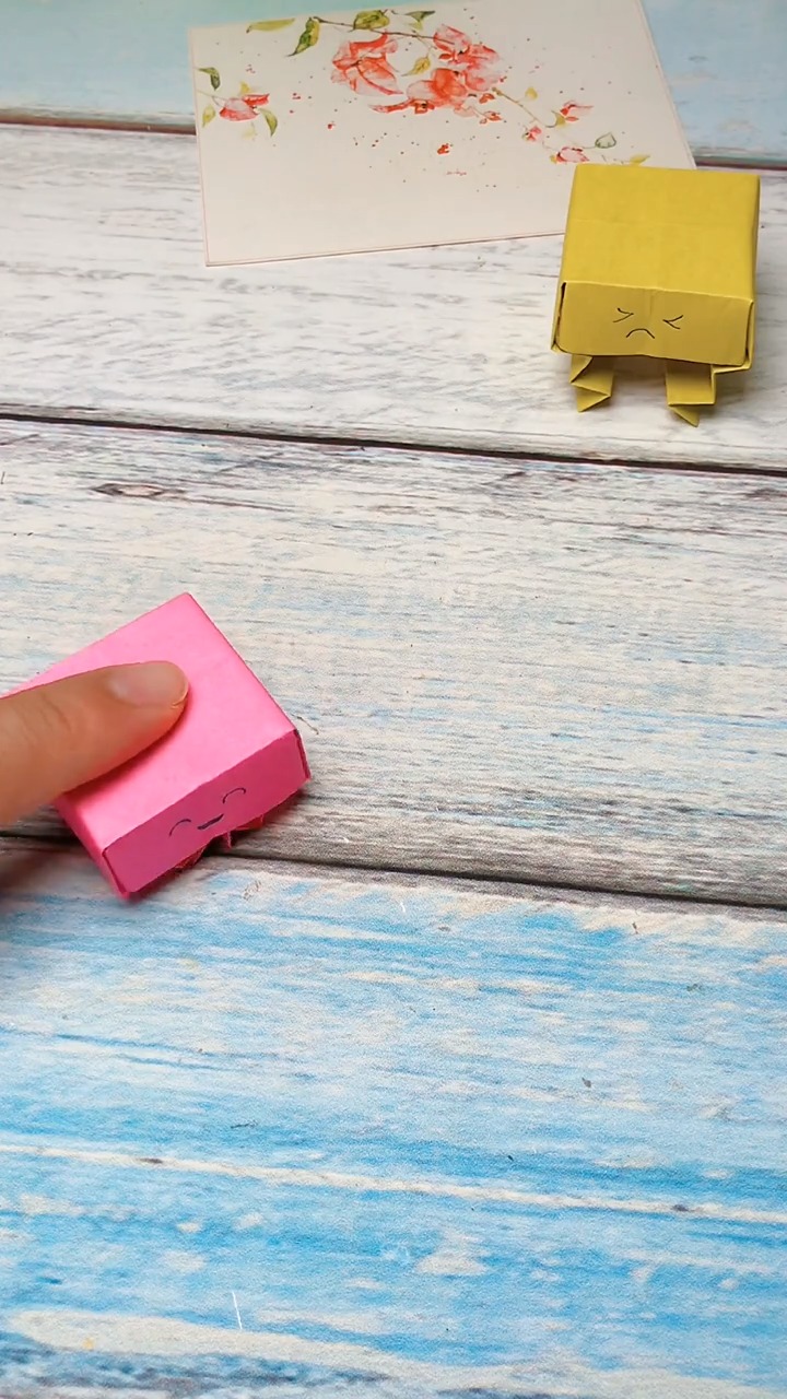 手工折纸超好玩的解压小盒子不开心了就戳戳戳