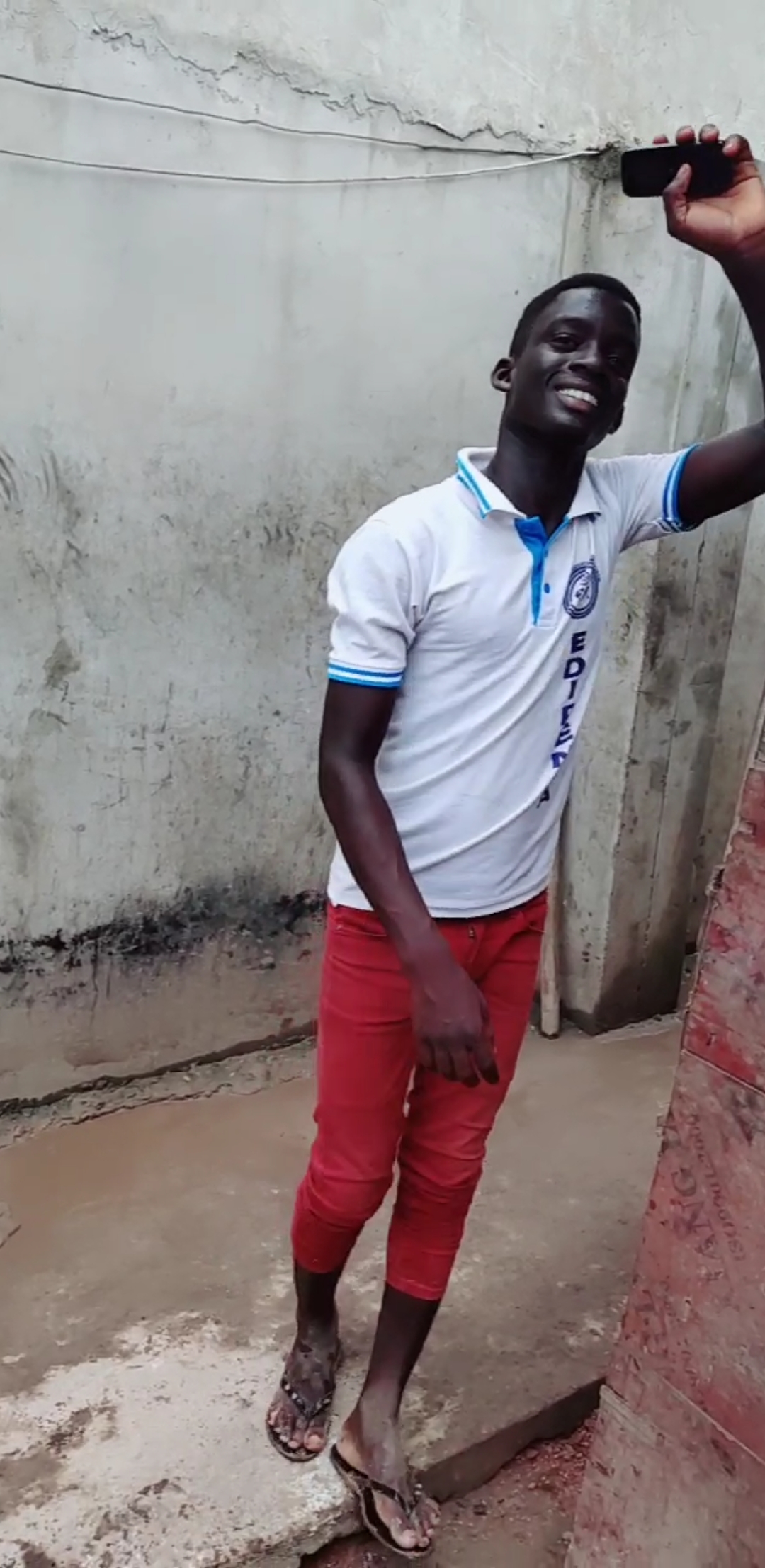 草原那叫真的美#非洲小哥十六岁自己是五星级饭店老板