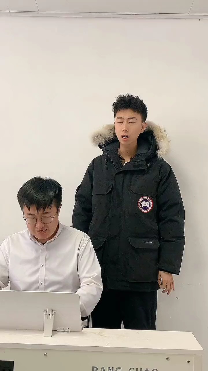 艺考#姜同学认真唱歌的一天