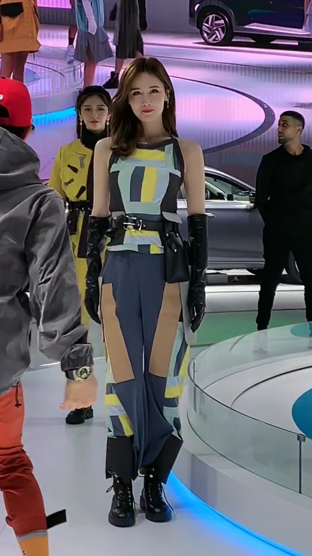 你们想看的混血儿杨壹壹,她来了她来了!