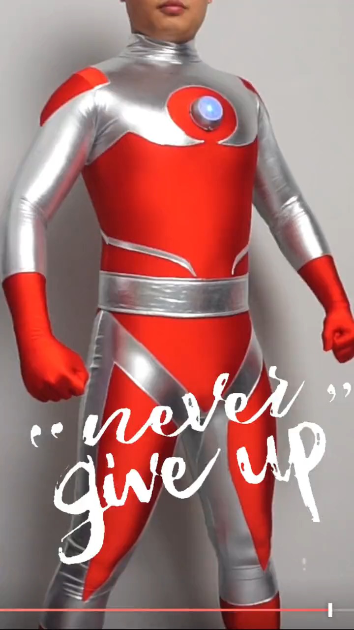 最强cosplay挑战赛#奥特曼奥特之父战衣,光之国的