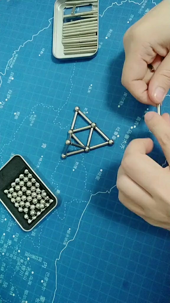 巴克球 巴克棒组成的金字塔!