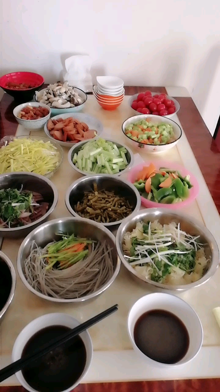 看看每年家里来客人都是我老公炒菜!老公辛苦了!