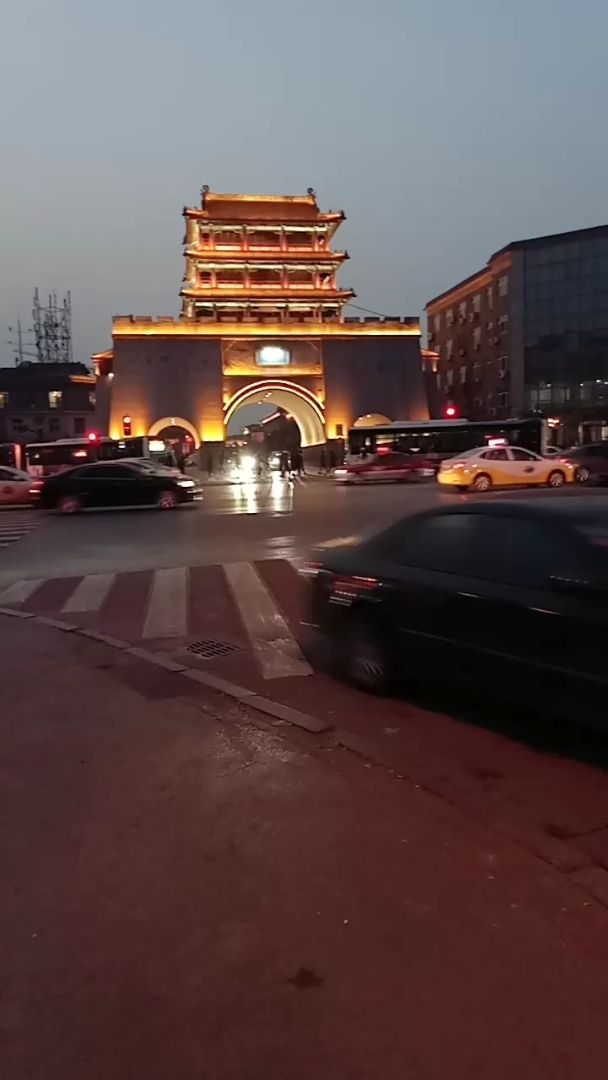 沈阳故宫东华门夜景