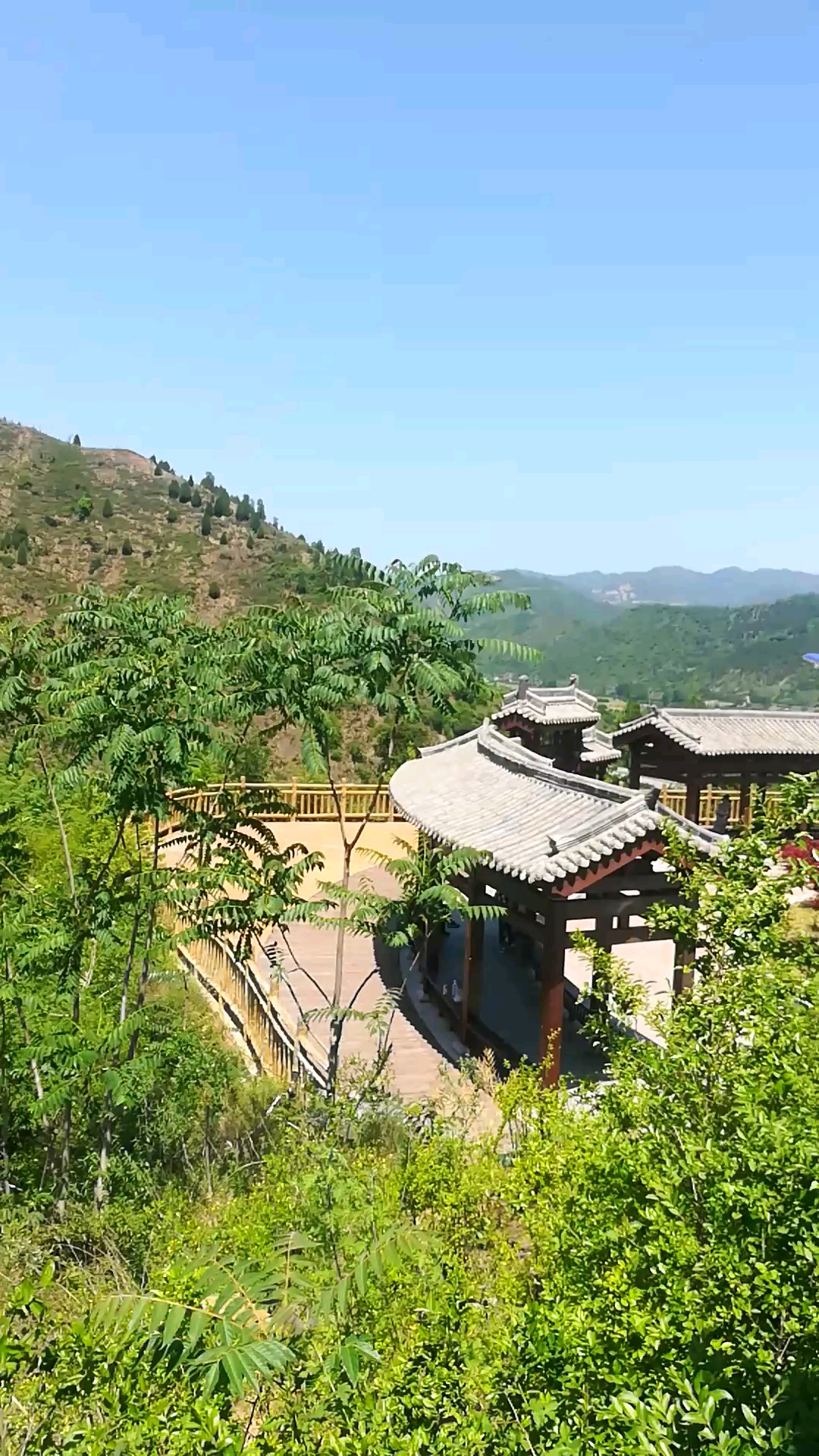 美丽新中国#秦岭小镇一角