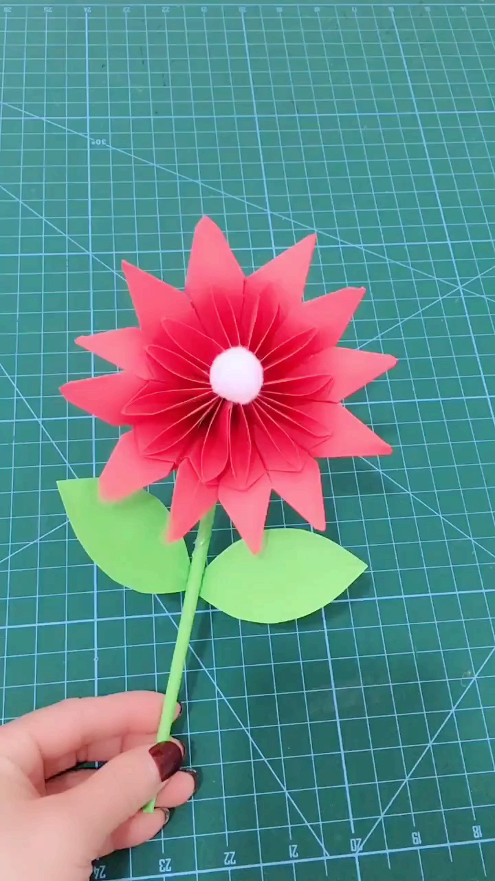 彩纸做的太阳花