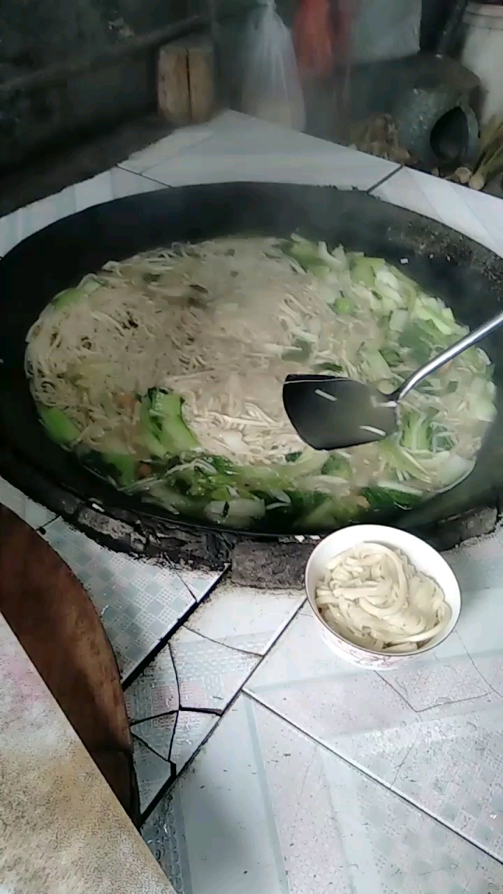 大锅面,吃过没