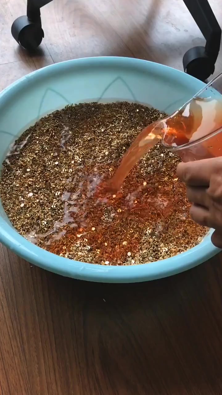 我要上热门#锌丝置换法提炼黄金电子垃圾提炼黄金