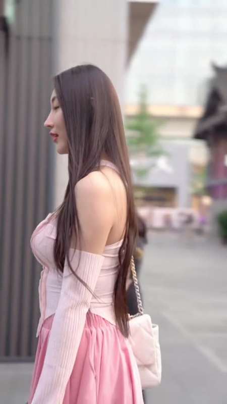 2022-01-0134王语会v2685粉丝  关注这样做的花生米拌芹菜你喜欢不