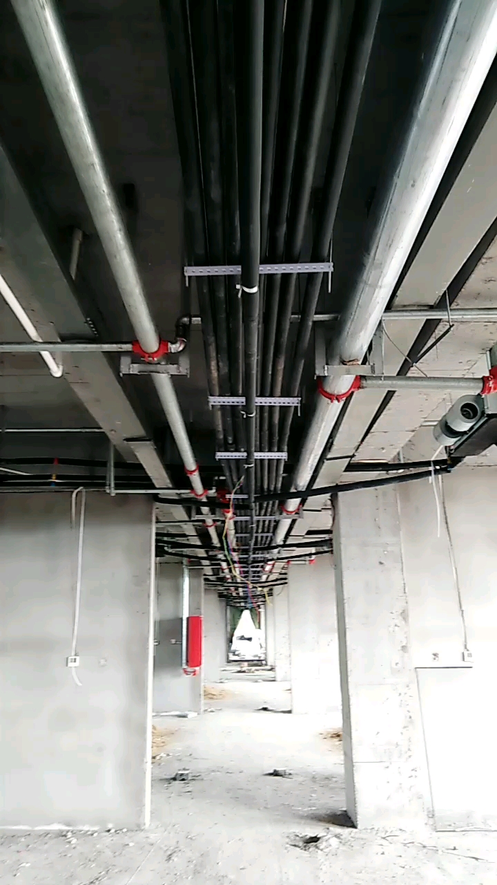 空调吊顶走管完活,加油.