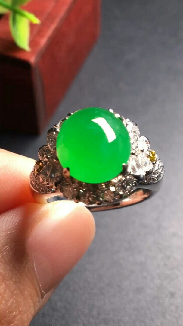 12060高冰种阳绿戒指
