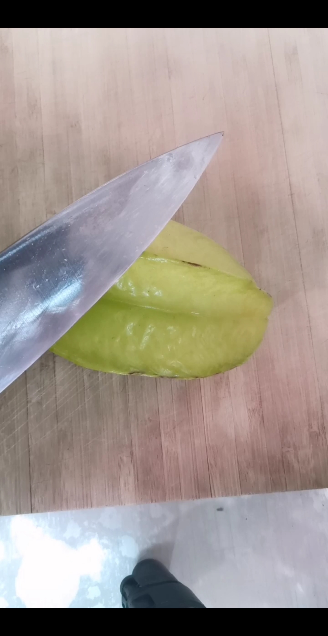 进来教你怎么切杨桃