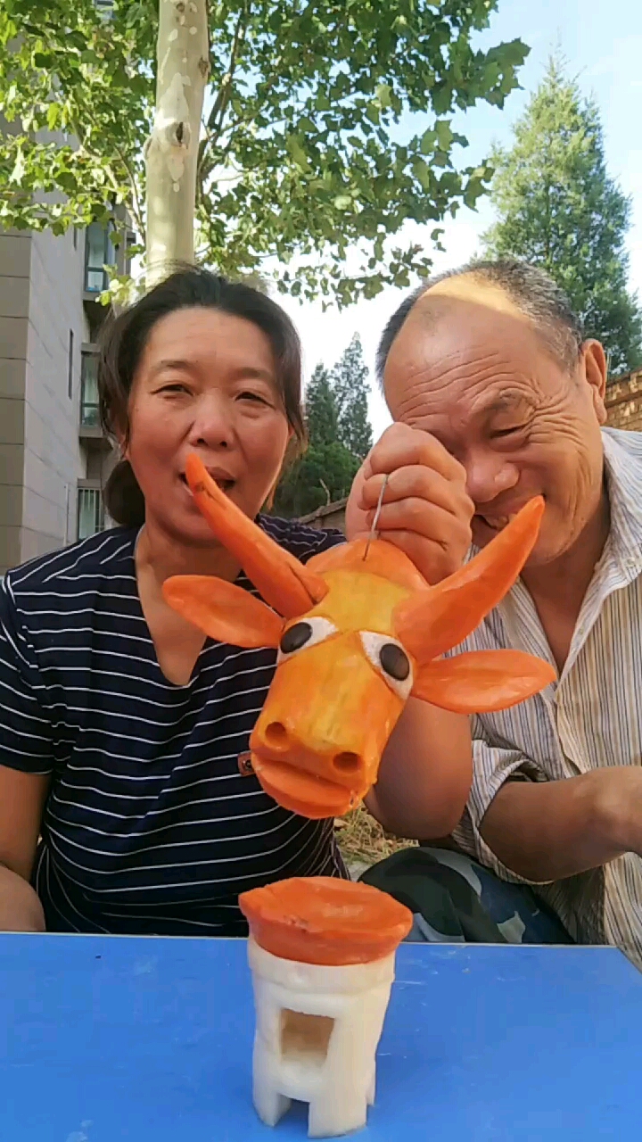 牛头,蔬菜雕刻,雕刻不易给个爱心