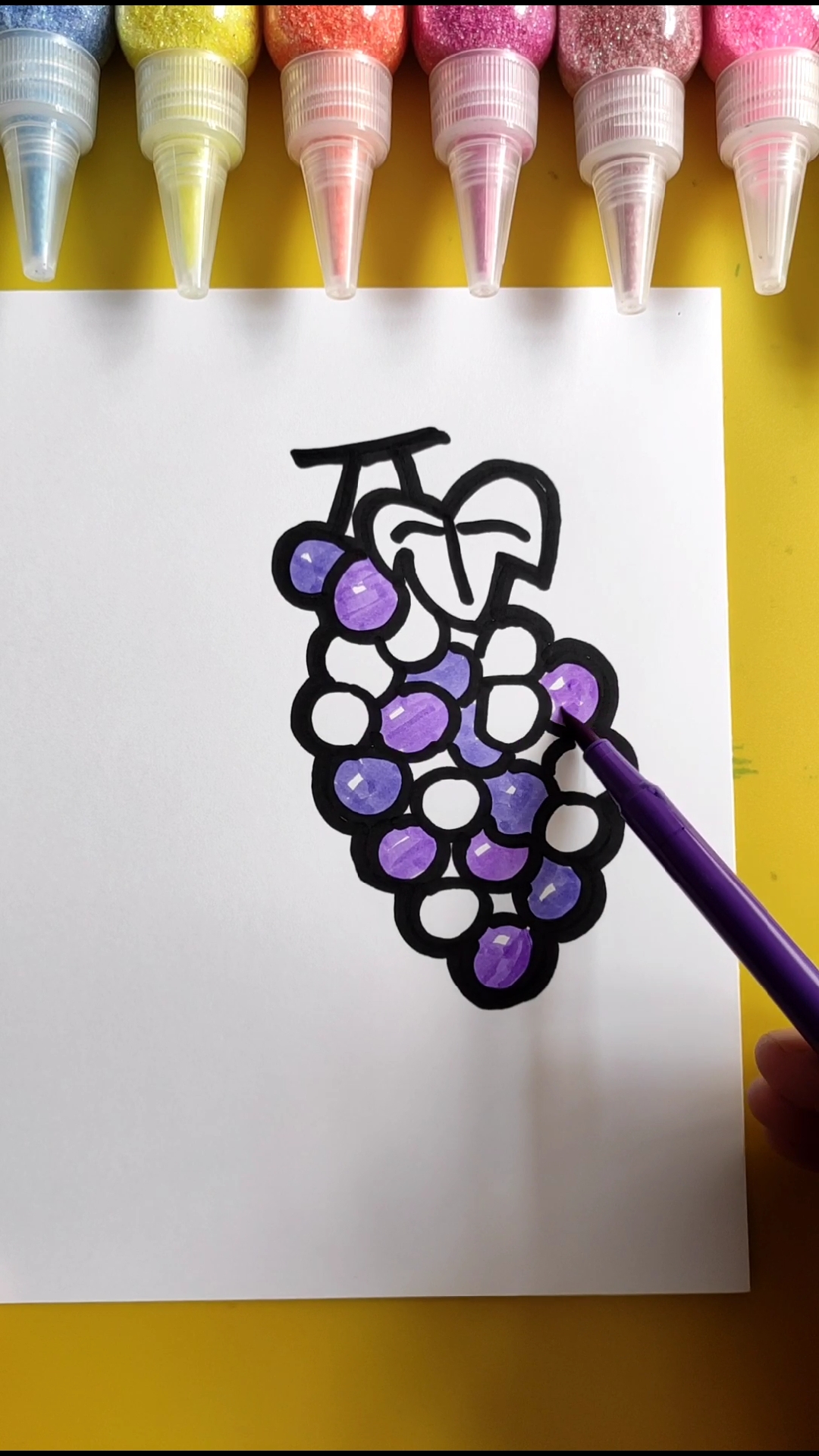 简笔画紫葡萄