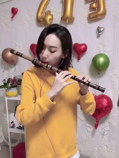 笛子独奏:《春到湘江》演奏/楚小仙.