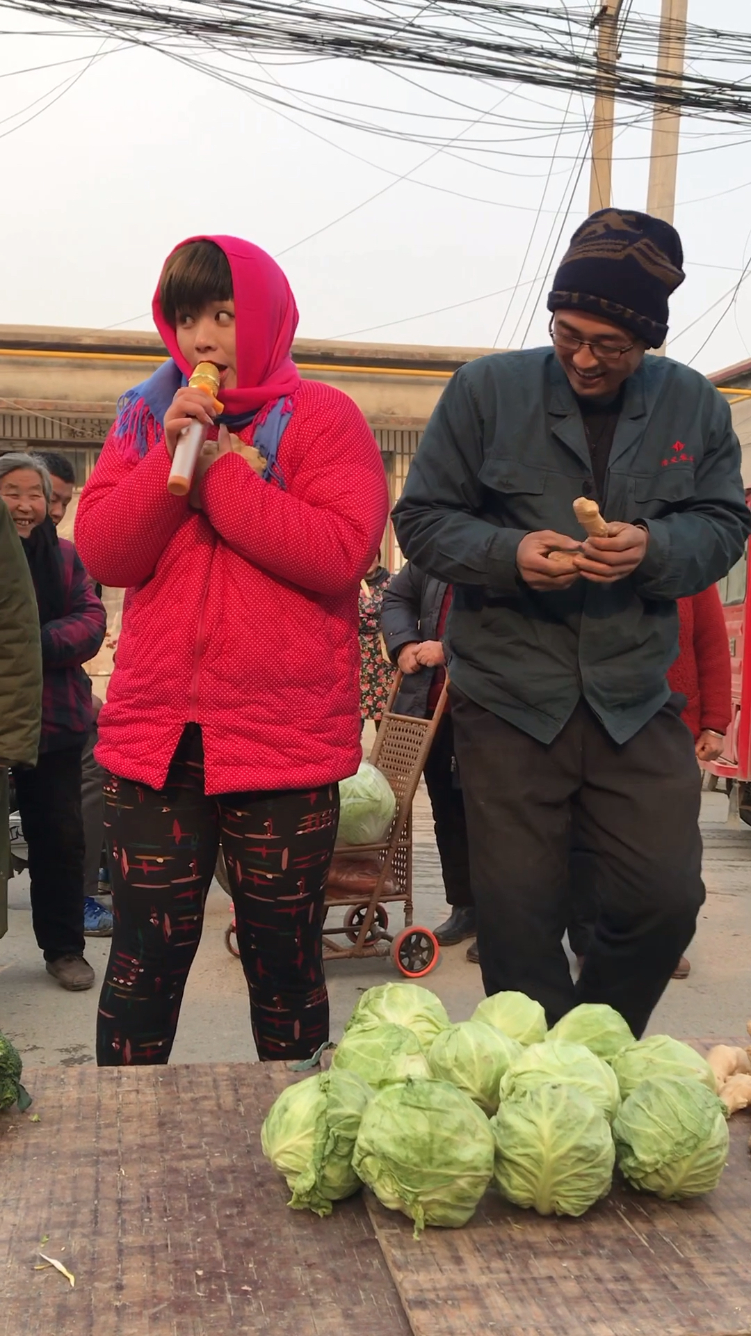 这虎娘们谁家的,有人要吗.没人要我领回家