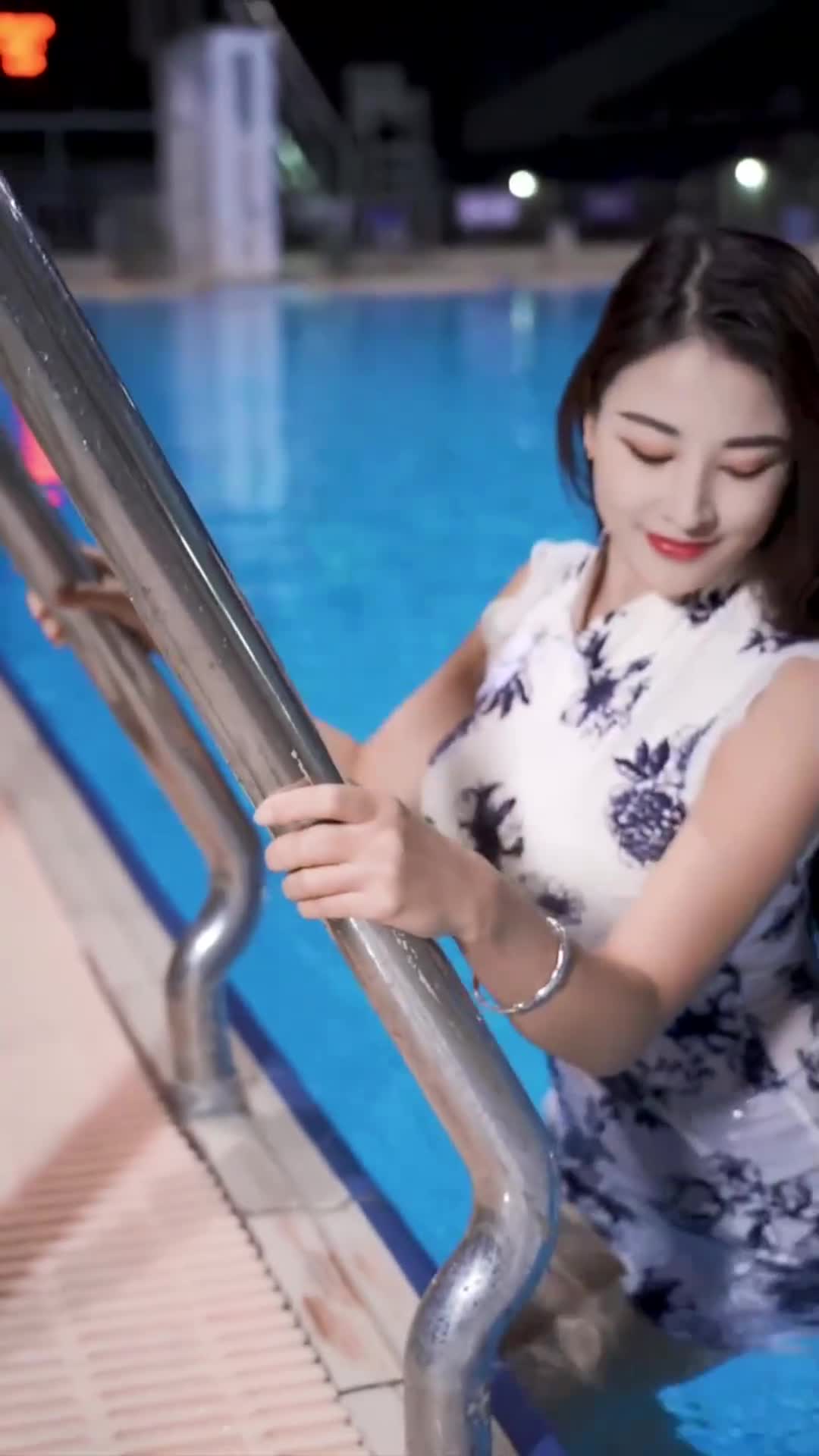 1920*1080美女壁纸泳装,1920*1080美女壁纸身材 这就是泳装美女的魅力简约气质的气质真是让人目不转睛