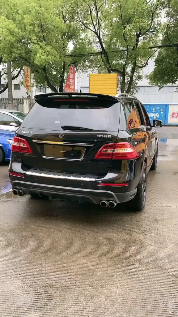 13款巴博斯m级35mr 14年9月上牌 夜视空悬