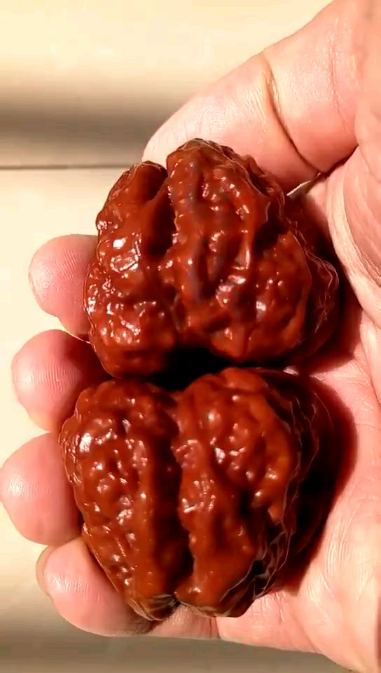 金蟾狮子头,亦叫蛤蟆头!