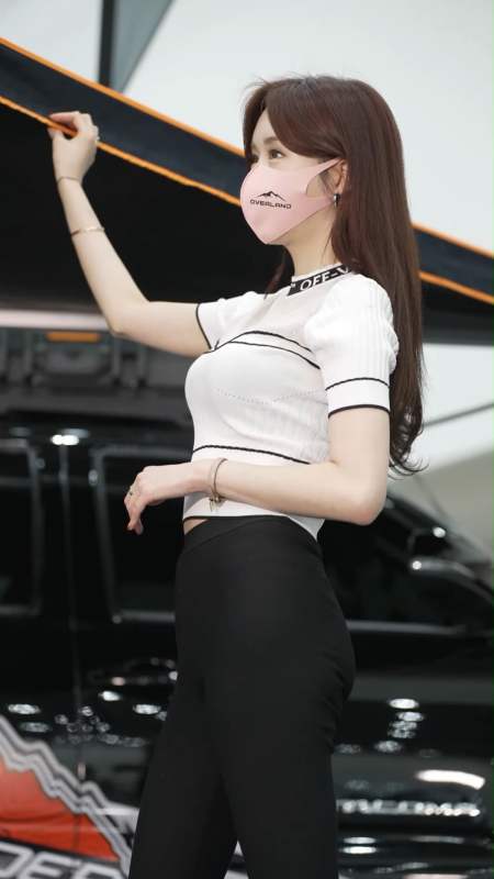 2022-06-2739宋珠儿4k5.6万粉丝  关注画中人仿妆cos"就是他欺负我!