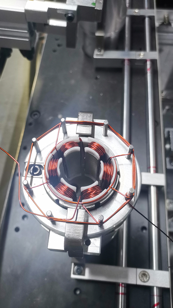 电机绕线园林工具无刷电机定子绕线工作原理实拍