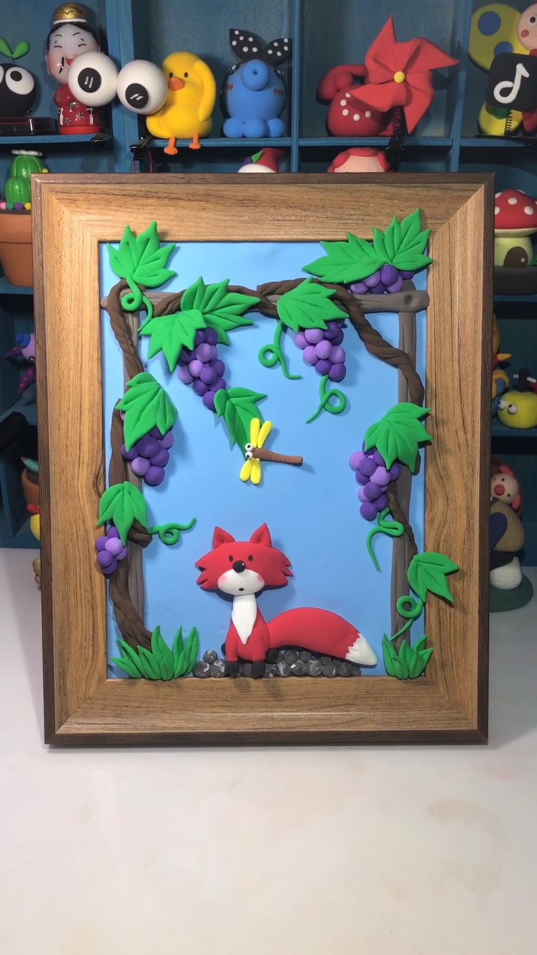 超轻粘土相框画《狐狸和葡萄》-度小视
