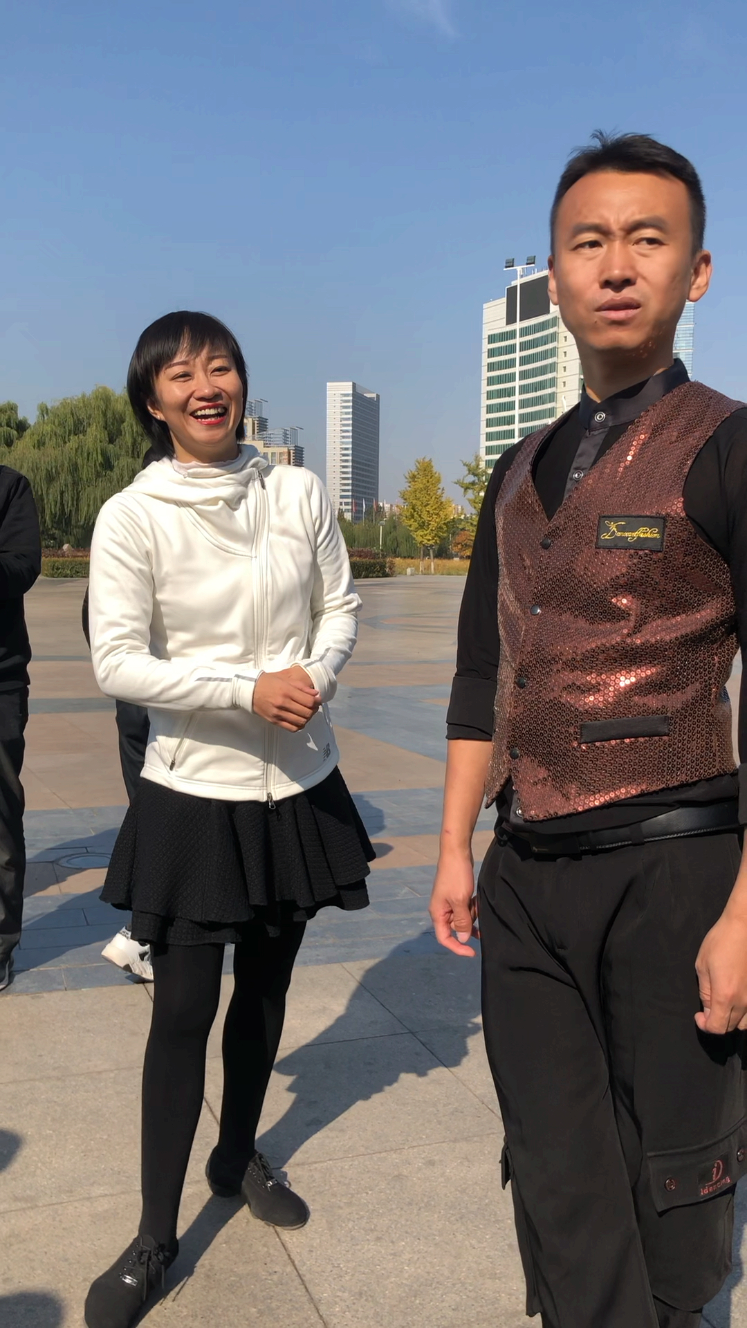 镜头里的秋天#滨芳兄妹纯正唐山话唠嗑和粉丝儿