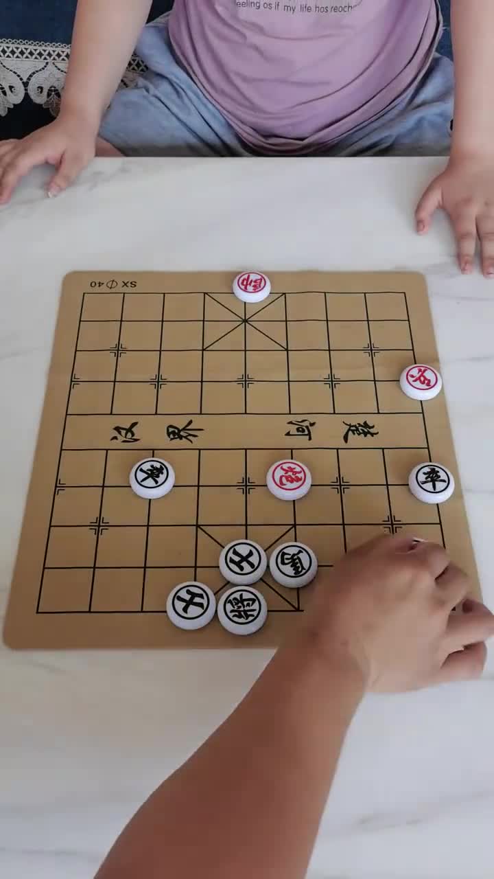 象棋残局,据说只有高手才能看懂红棋为什么会赢,你看明白了吗?