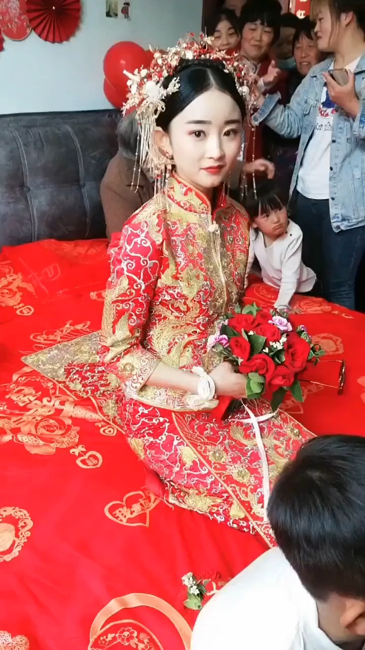 新娘是真的漂亮路过送个祝福沾喜气咯结婚农村结婚最美新娘