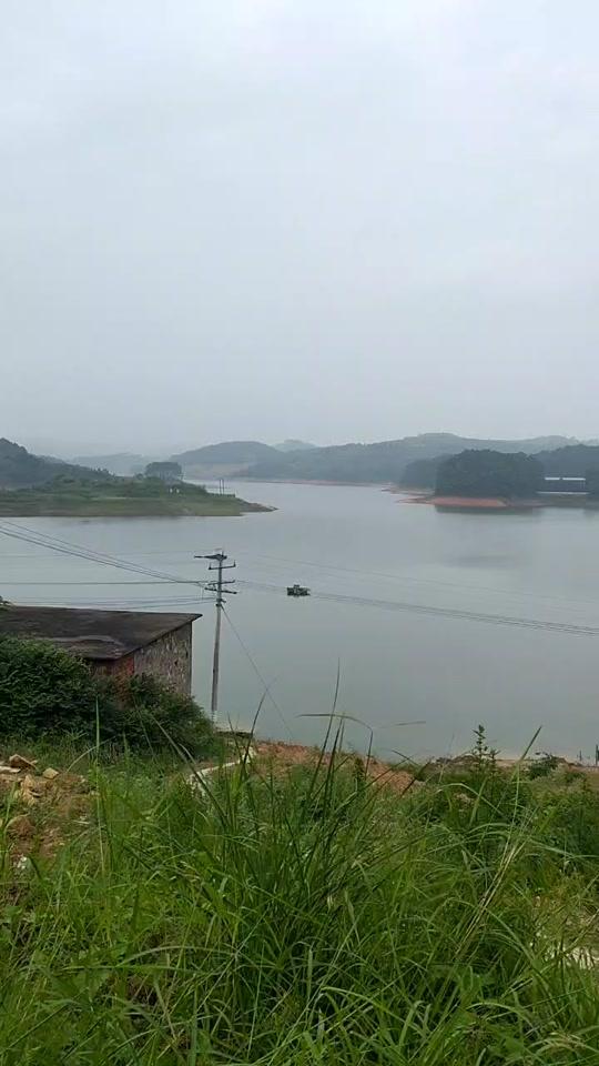 流光岭水库#留下了我们多少童年的记忆#今天的我又来了,想起太多的