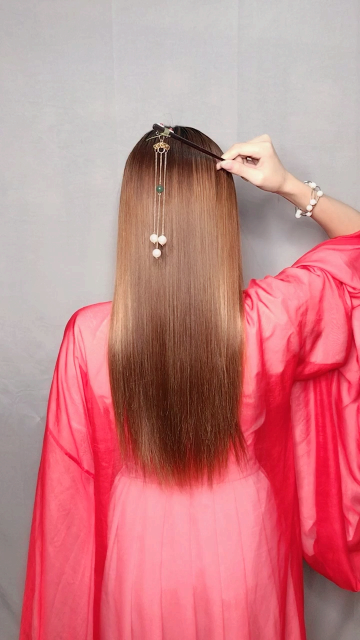 短发也能用的发簪用法,关注全民小视频