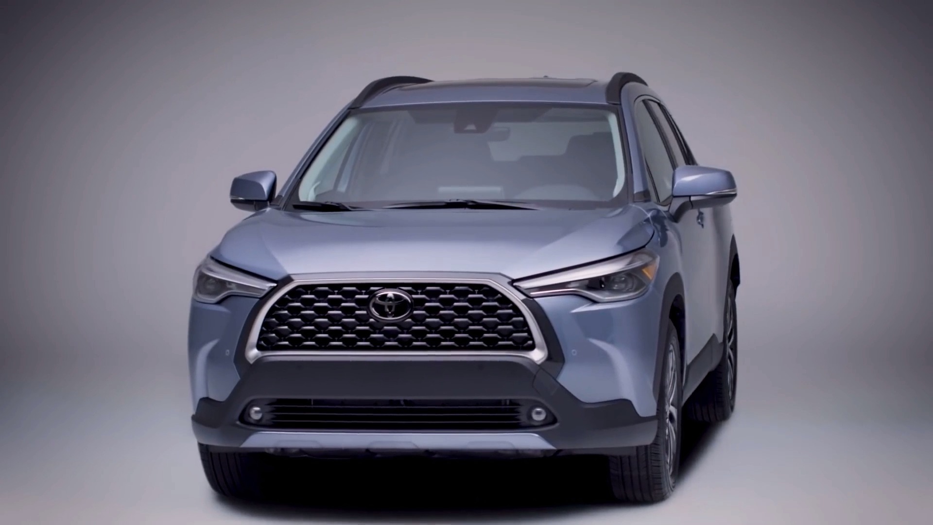 卡罗拉#跨界风席卷北美,丰田发布2022款卡罗拉cross车型